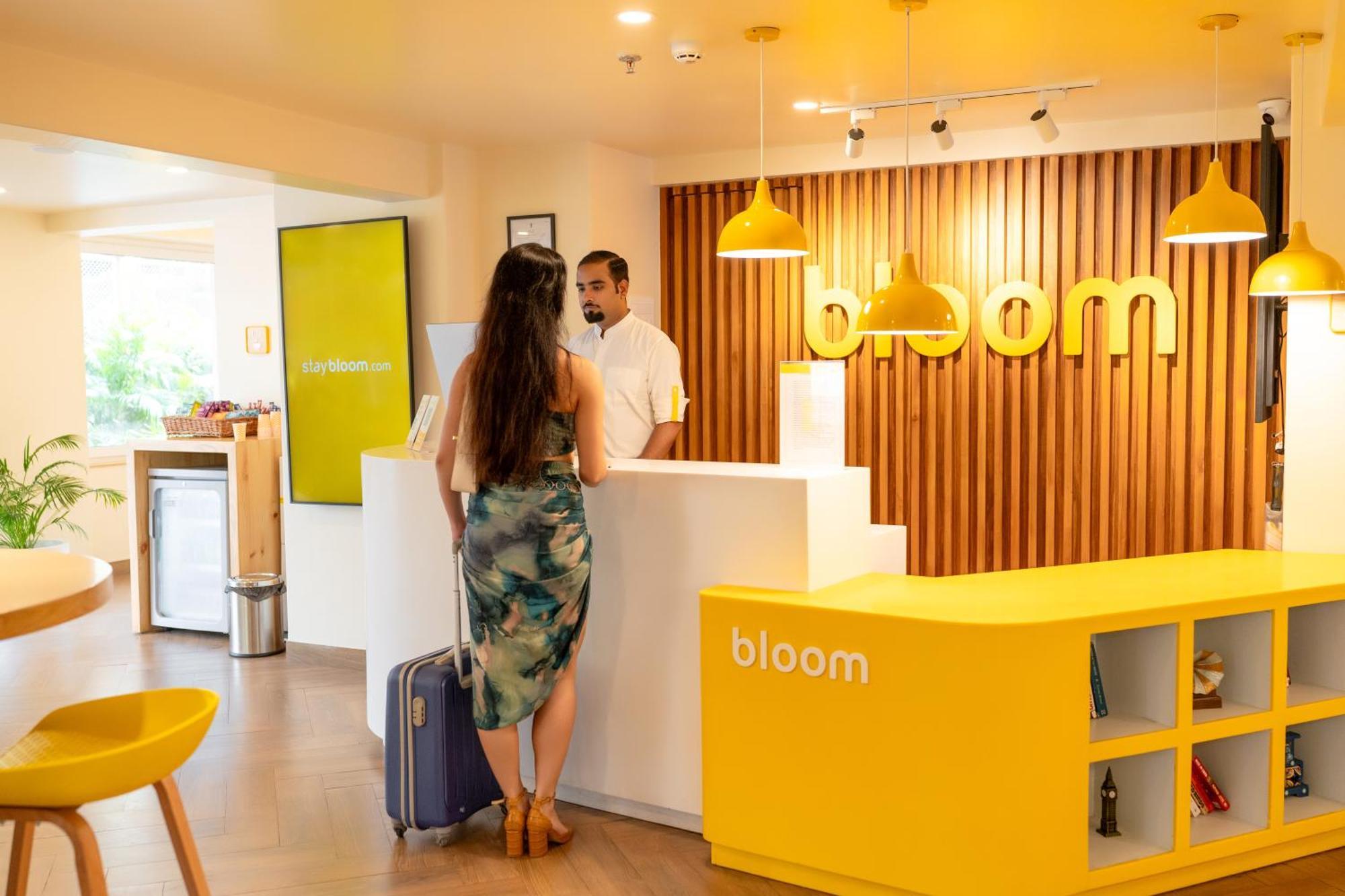 Bloom Hotel - Dona Paula Панаджі Екстер'єр фото